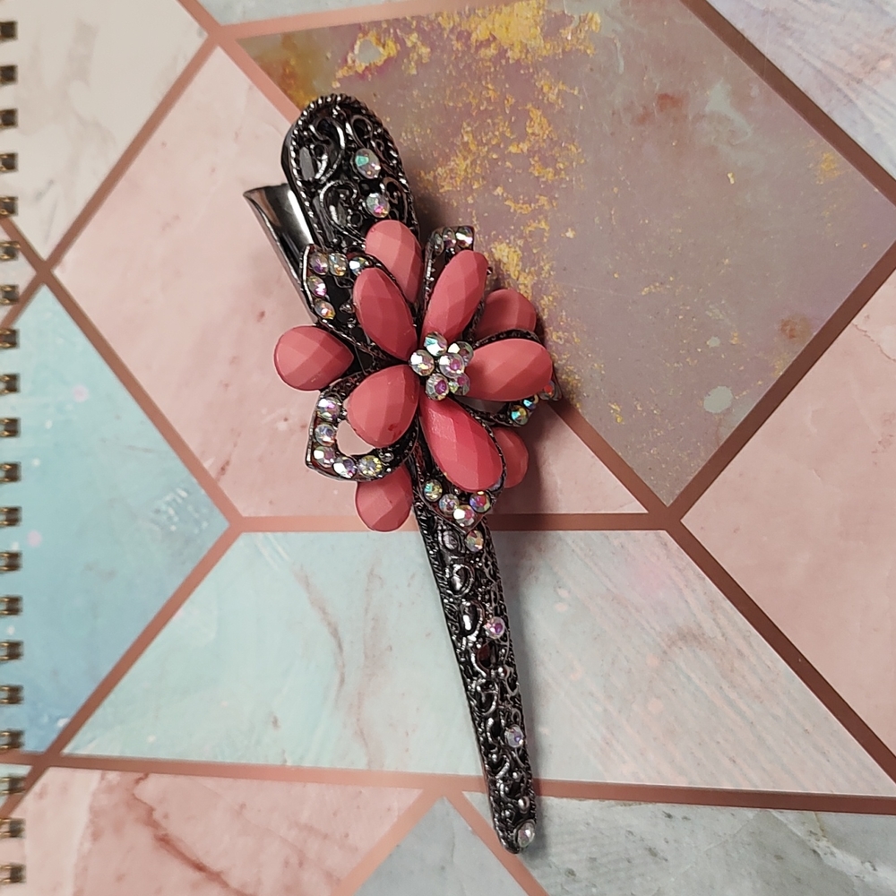 Vintage Rhinestone Hair clip